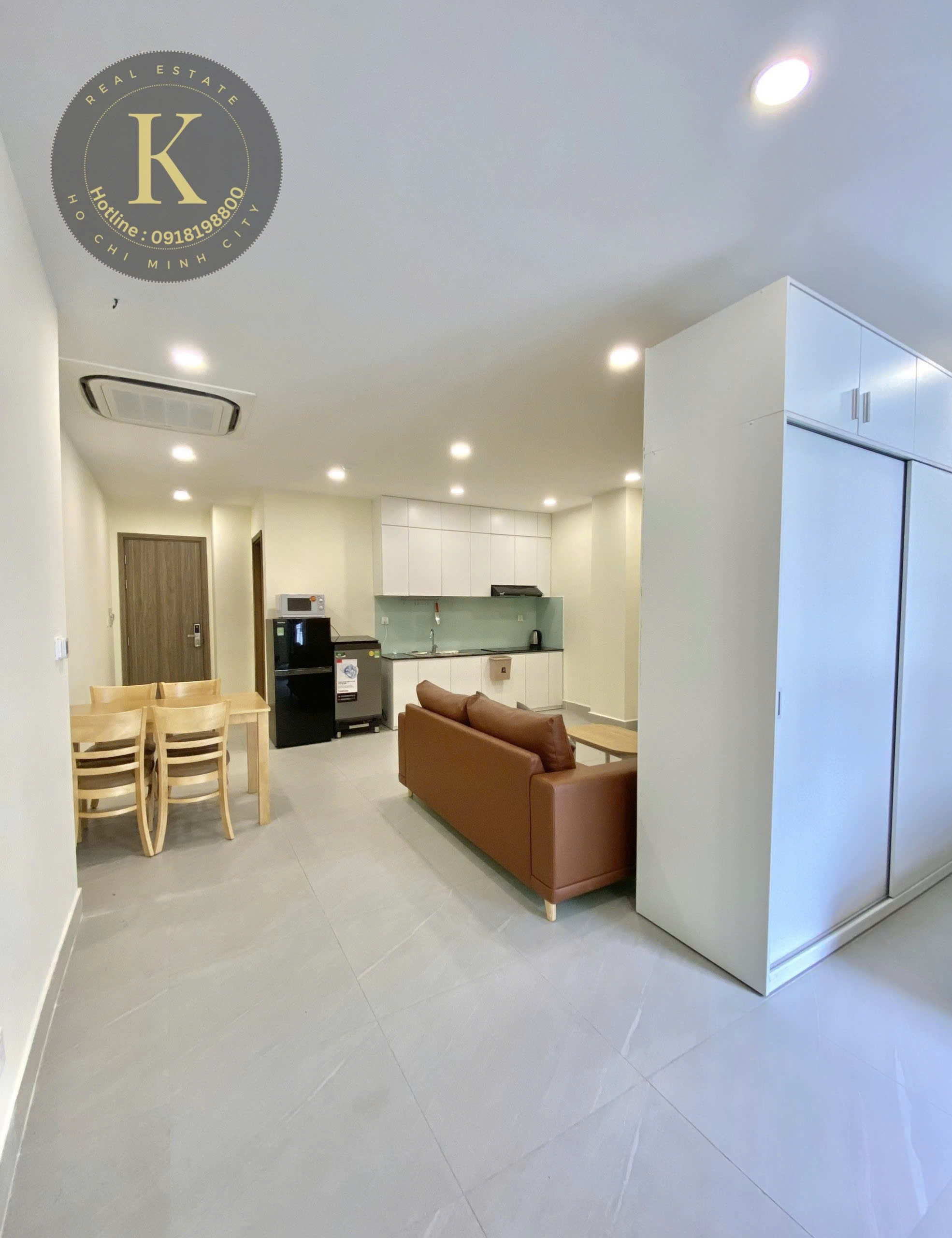 z5782287892721_9a1bb56b6298a427be7a295fc6efbe52